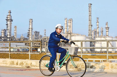 gdp增速_09年各省市gdp(3)