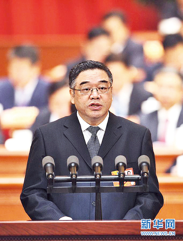 �����÷s�b����F��Q�G���@���|ĳ�ĤT������|�W�o���C �s�ت�