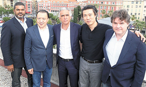 ���]���_�^ Elliot Hayes�BNewCity�N��Chien Lee�B�Ѽֳ��D�uJean-Pierre Rivere�B�`�ܶ��ξG�n���BPMG���R�j���x�N��Paul Conway�C�����`�`�ǯu