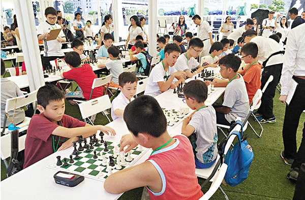 ��64�W�ѥ[�̦b���w�ɶ����i��h�^�X��١C������  ��