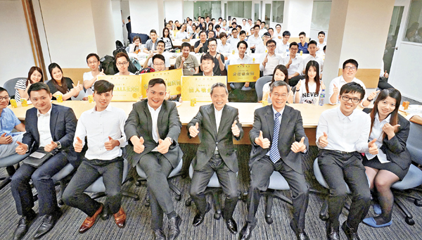 �����Z�L(��)�˦ۥX���A���ɨ�İ����{�Φ��\�߱o�A�j�y���u�����J�A�����ӤW�C