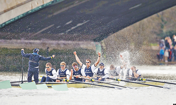 ■英國The Boat Race舉行逾百年。圖為牛津大學划艇隊。 網上圖片