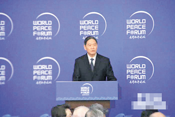 ���i�ӭx�b�@�ɩM���׾¤W�j�դ@�Ӥ����h�O�⩤���Y���w�����w�C ���W�Ϥ�