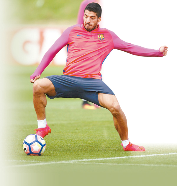 �������^��ڶ�ƾԪ��W�Ůg��Ĭ�ȹp���w���R�����A�ﱵ�s�y�u�C �k�s��