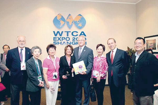 ��2010�~�P�[���j�X�S�Q���������έ������N���b�W���@�շ|�C