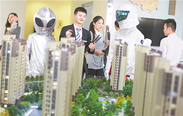 �������a�έp���o�G���ƾ���ܡA��7�Ӥ�A�ӫ~�оP�⭱�n75,760�U����̡A�P��W��26.4%�A�W�t��6�Ӥ�^��1.5�Ӧʤ��I�C�Ϭ��n�ʤ@�Ӧb��ӽL���A�P����V�u�~�P�H�v���мӽL���p�C��ƹϤ�