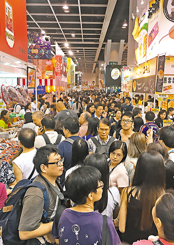 �����������Q���J�P�������A�l�ޤj�奫���e���W�J�|�i���f�A�{���H�y�p�V�C ���R�R  ��