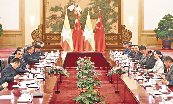 �������Ȱ|�`�z���J�j�b�_�ʤH���j�|��P�ӵضi�楿���X�ݪ��q�l��ȸ�F���s���V�|��|�͡A����ñ�p���ؤj���B��|���X�@��ĳ�C �k�s��