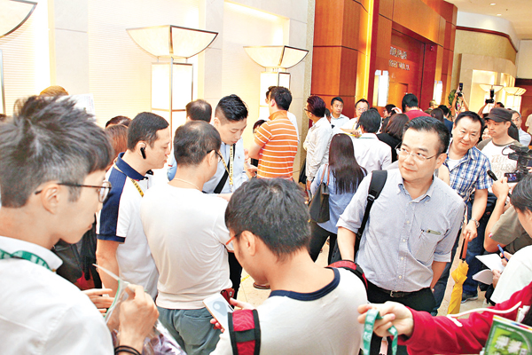 ���P�ԭ���}��{�p�C�O�̱i����  ��