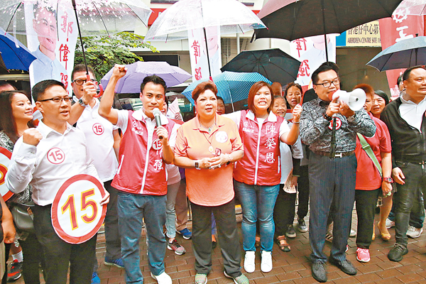 ���ζ��]�����m�^�Q���p�P�n�ϰӳc�N���B����ϼ�H�p�|�H�δ�q�q�u�ε��T�Q�h�H�L�߭��B�A�Ө쭻��J�󥫬������j�Բ��A�k�@���j�n���̬����t��C �^�l�� ��