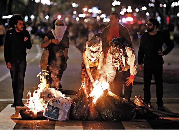 �����I�N����