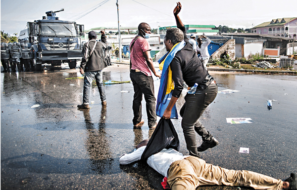 �� �����z�Ĭ�A���ܫª̨��ˡC �k�s��