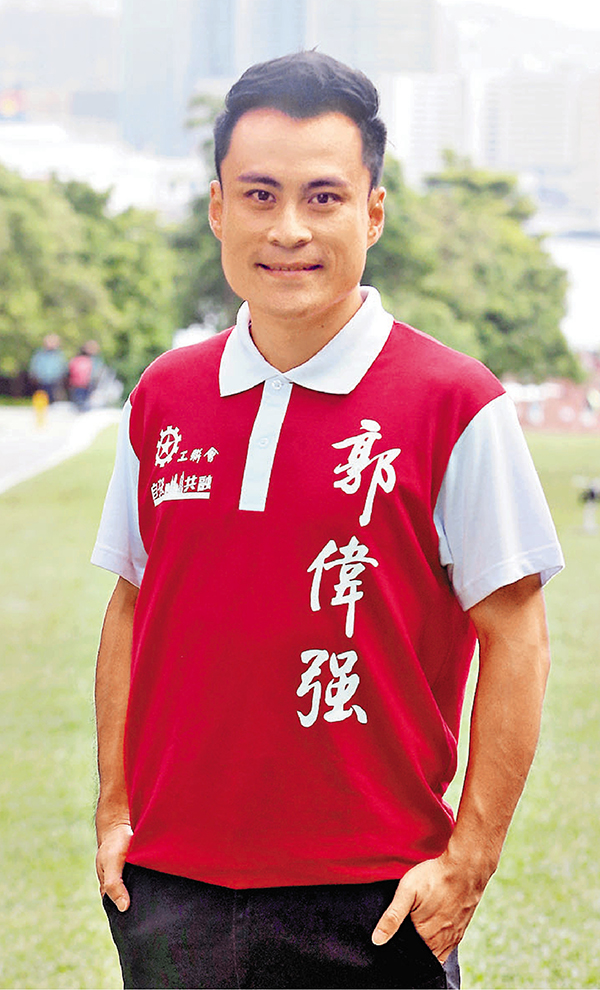 �������j�C������ ��