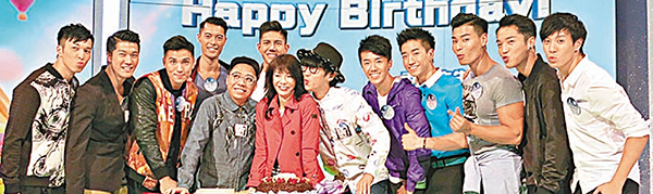 ���Q���k�ιA�Ұe�W�ͤ���ߵ��ʩj�C