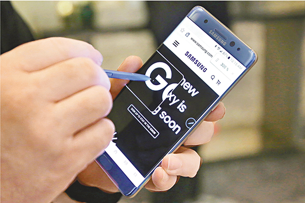 ■本港消費者委員會呼籲受影響的消費者即時停用Note 7。 美聯社