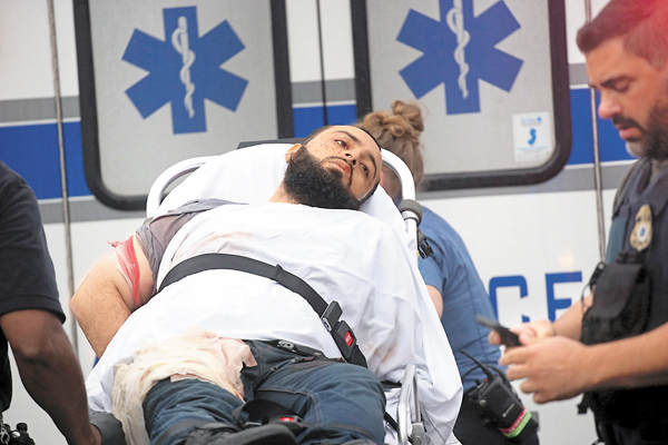 ���ԫ��̤��j���ˡA�e�|�ɯ��ӲM���C ���p��