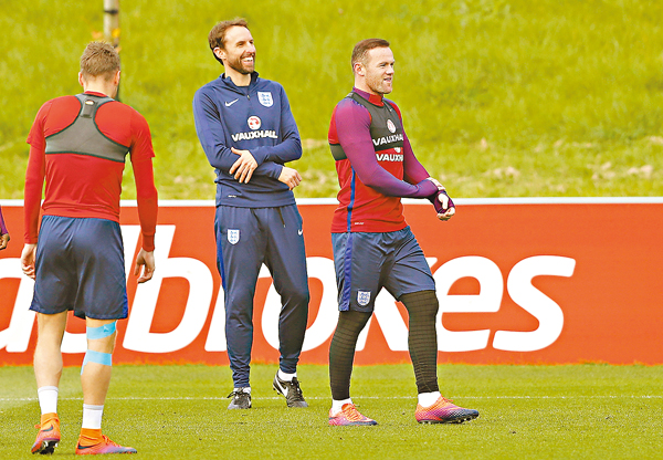 ���ԥ�(�k)�P�פҰ�b�V�m���C ���z��