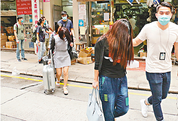 ��ĵ��b�ӦڹD�o�}�ⱡ�����|�A�a��9�W�A�פ��a�k�l�C