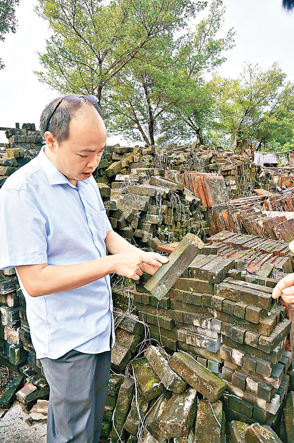 ���C���C�j������ʦ~�����v�C�O�̭J�Y��  ��