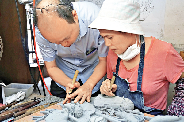 ����@�}�V�{�̶Ǳ§����C �O�̭J�Y��  ��