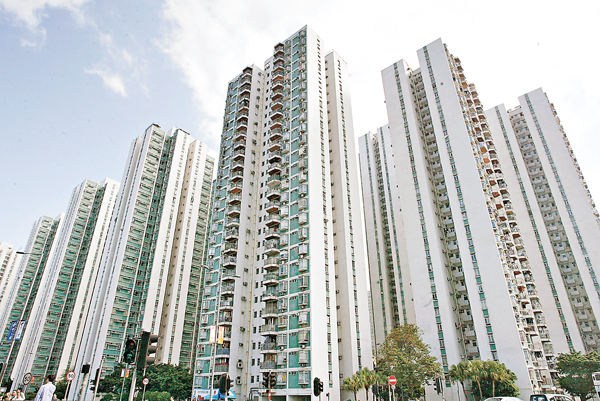 ���F�вĤ@��36�y���hD�ǡA�̷s�H450�U������A��`14,658���A�G��W��ҳо��v����C ��ƹϤ�