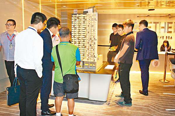 ���٪�䨇�J���[���p�C �O���C�ۼ�  ��