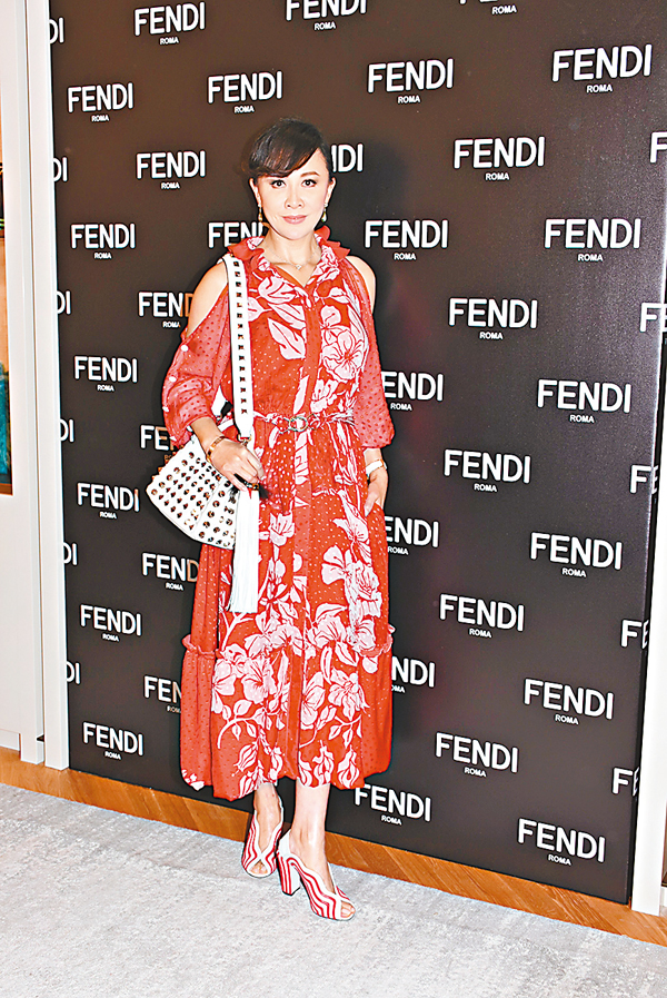 ���Y�ϻ䭷ŧ��A�]�L�l�B�Ŭ¥X�u�~�P���ʪ������C