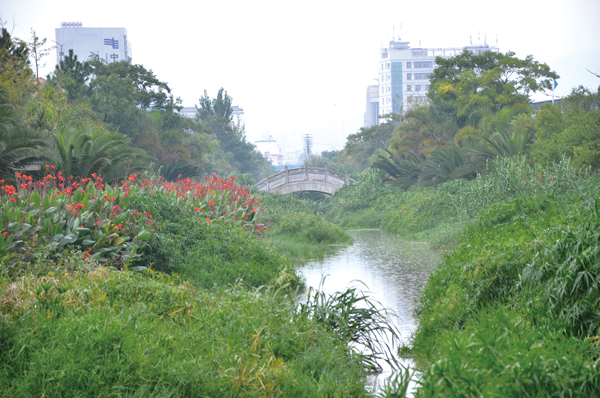 ����X�v�z�᪺�j��e�������t�@��