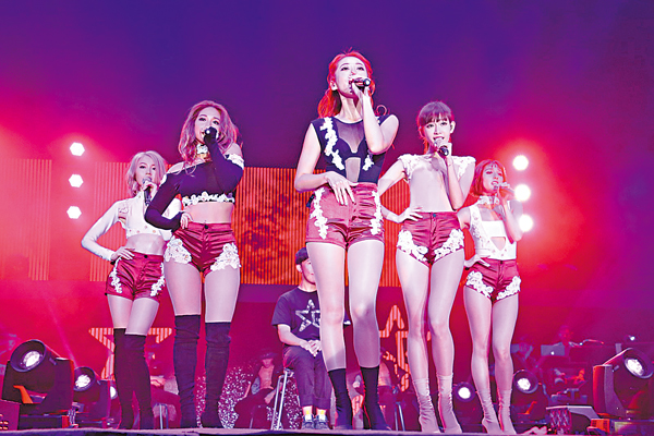 ��Super Girls��W�ʷP�R������R�C