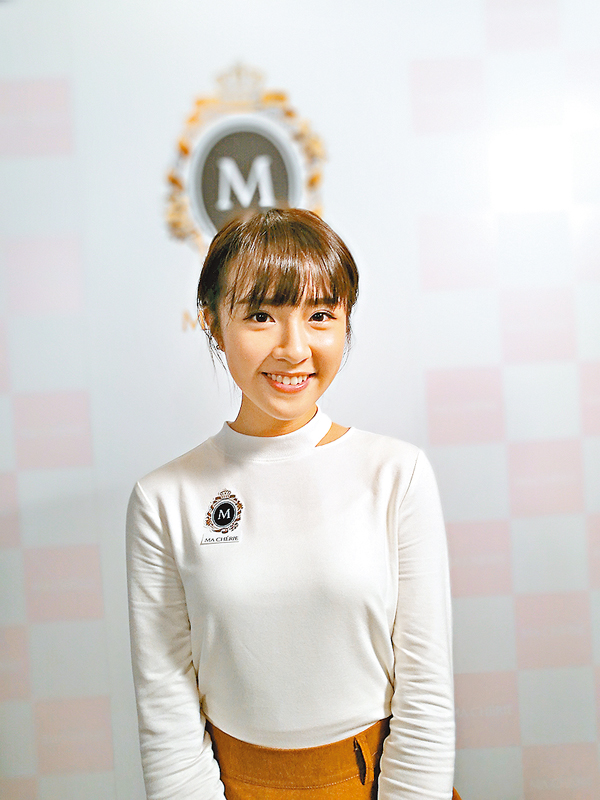 ���y��v��