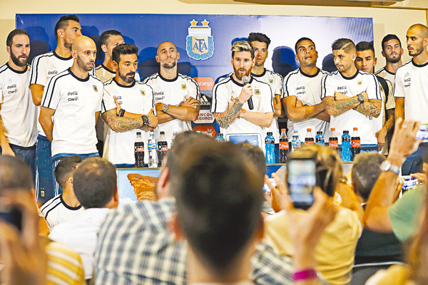 ���Ѭ���(��)�a�Y�A���ڧʥ���y�����ɫ�O�ۦV�C����ܧ�ĳ�C  ���p��