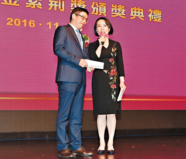 �����䤤����Ĩ�|�D�u�J����(��)�M�D���H����{�����ʡC ��D��  ��