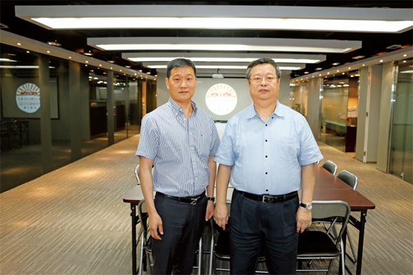 �����@�p�]���^�M���O���]�k�^�b����|���_���ضפ��ߪ��s�줽�Ǥ��X�v�C