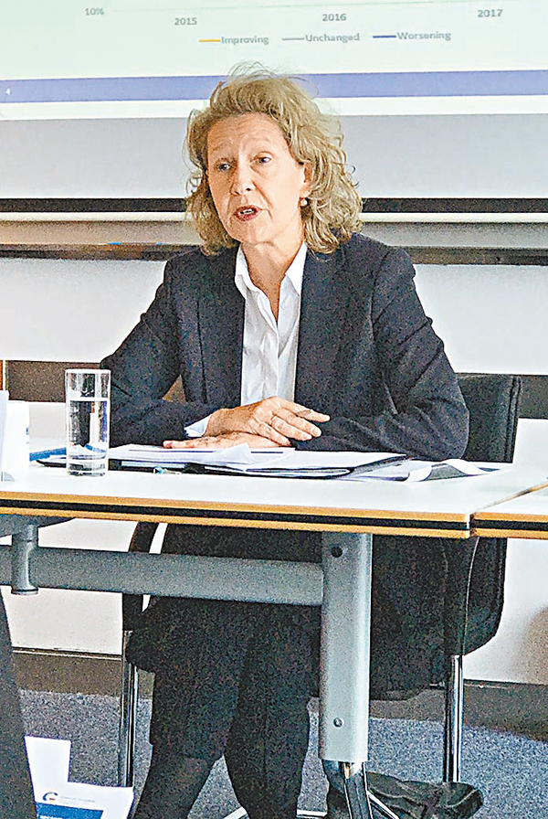 ��Bettina Schoen���ܤj�h�Ʀb�ؼw�������[�i��2017�~�C�O�̤ն�ã ��