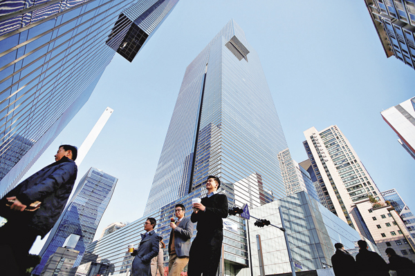 ���T�P�q�l�`��