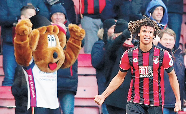 ����������(�k)���륧�T�Үg�J�����y�C  ���z��