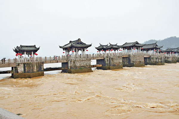 ���s�پ��A���s�F�ټ�w����{���F�������W�A�n���}�l�׫ءA����57�~�ئ��C ��ƹϤ�