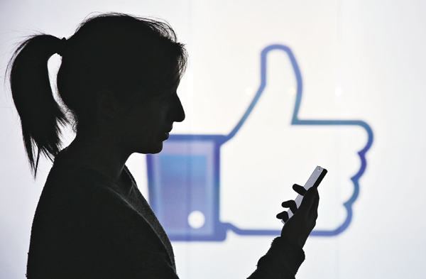 Facebook~byʼsiBkɦ17.4%C ƹϤ