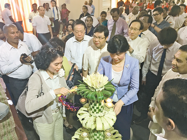 ������N���X�u�u2016���d�֨��������d������v�}�E�����C ���ذ��d�֨�����|�ѹ�