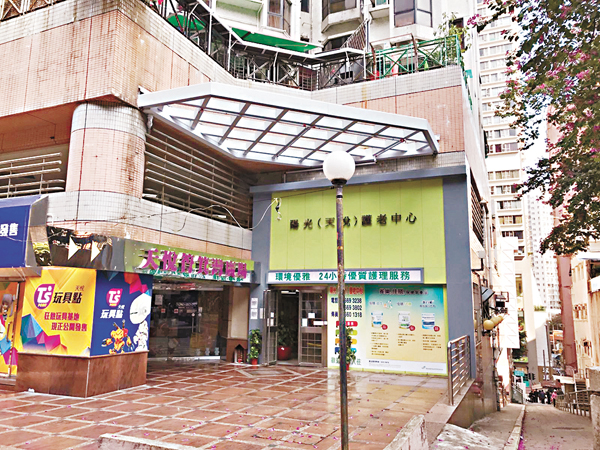 ���K���W���E���s��1.3�����C