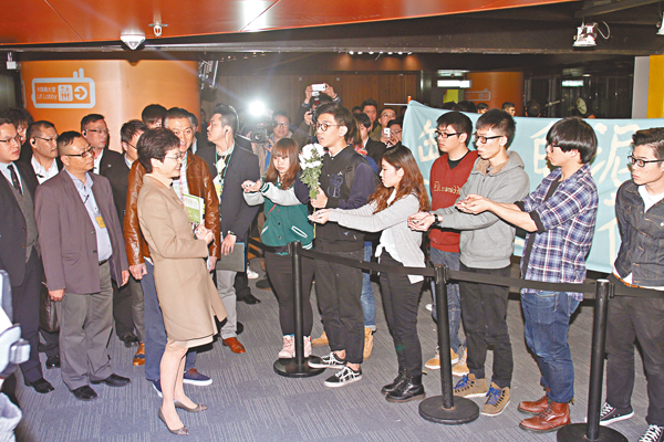 ��2014�~��A�L�G��Z����ܫ¾ǥ͡A�M�߲�ť�D�D�C ��ƹϤ�