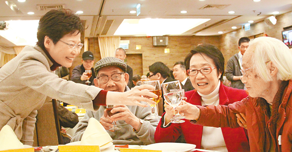 ��2014�~�K�`�e�A�L�G��Z�P500�W�W�~���̭��Φ~���C ��ƹϤ�