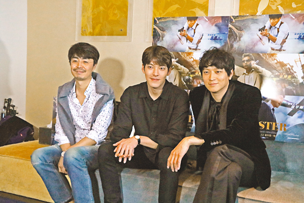 �����_�G�mMASTER�n�ɺt��˿��B���ɤ��B���t�l�����X�ݡC ���ӮR ��