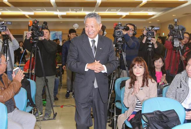 詹启贤正式宣布参选国民党主席。(图片来源：台湾联合新闻网)