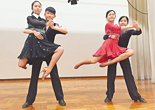 ���өԤB�R������2015�~�^��¦����}�A���ɤ��A���o���}�зǻR�������A���ɨȭx�C ������ ��