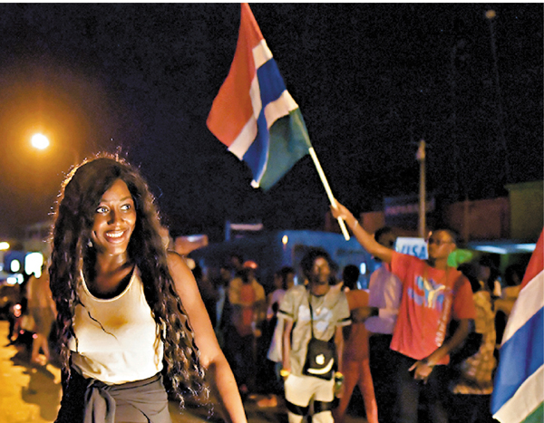 �����������W��y���C �k�s��