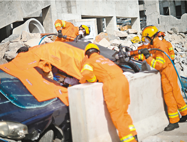 �������H���H�s�K�m���u��ܽd�@�Ϫ��Ĳv�C�篪�U ��