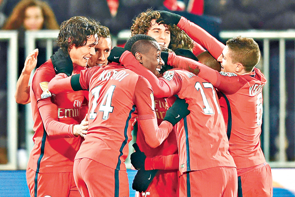 ���d����(��)��PSG�y���y���C  �k�s��