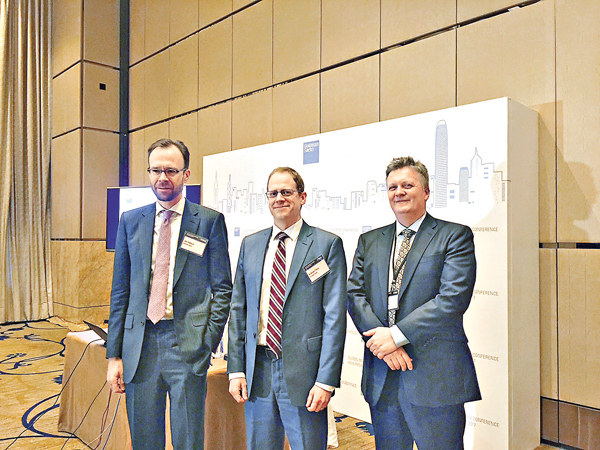 ���}�w��(��)�١A�H���������S�����O�C����������C  �i���@  ��