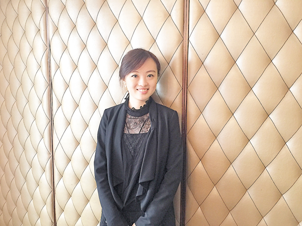 ��AP Assets�ϰ�P�⸳�Ʊi��g�١A���q���~�N���s30�Ӯ��~�ӽL�A���~�W�[30%�C�O�̧d����  ��